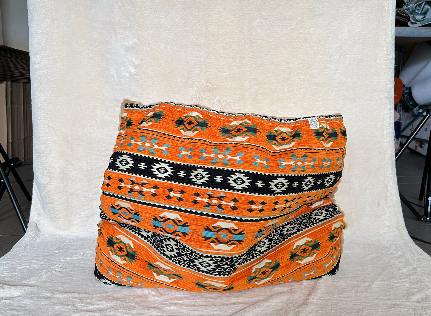 | READY TO SHIP | Orange kilim size M PETBED