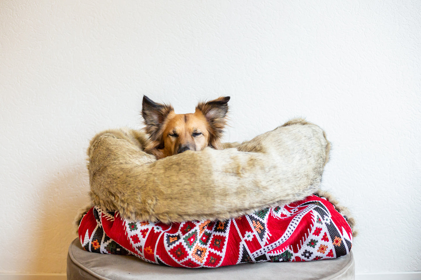 Red kilim - velvet / faux fur snuggle sack
