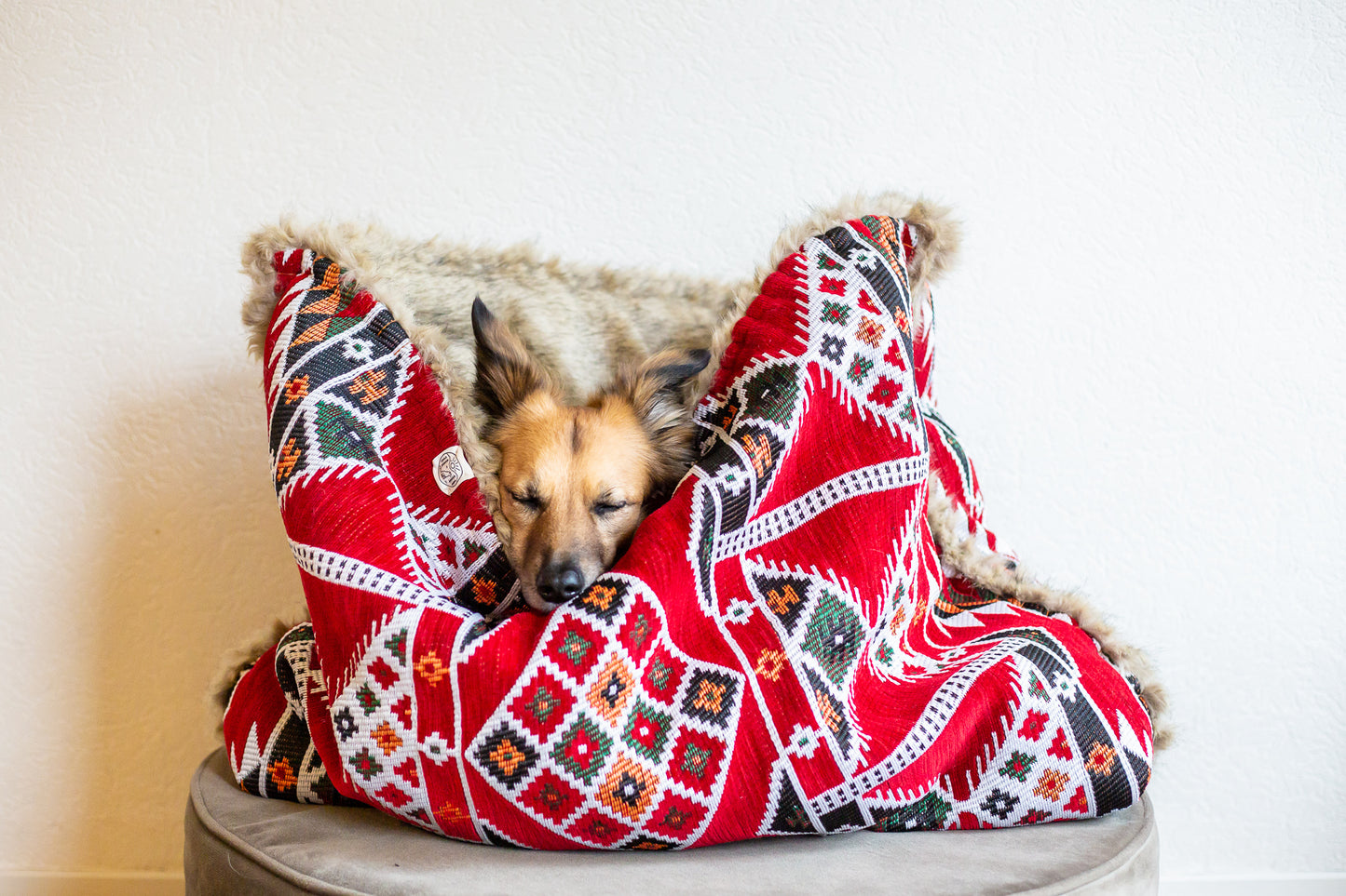 Red kilim - velvet / faux fur snuggle sack