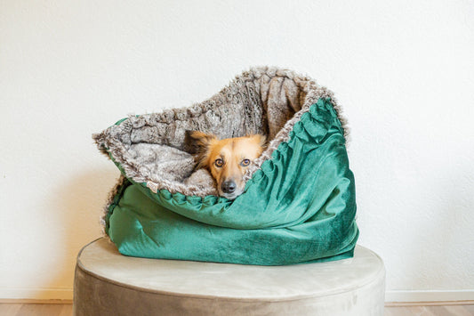 Velvet - faux fur snuggle sack