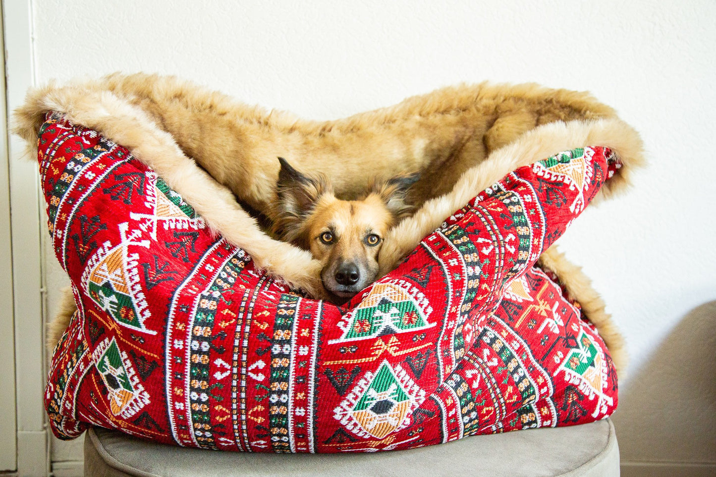 Red kilim - velvet / faux fur snuggle sack