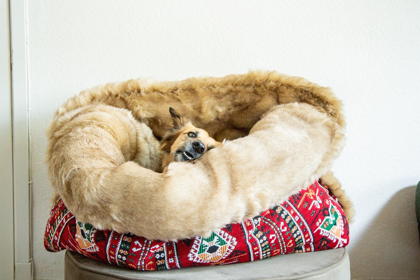 Red kilim - velvet / faux fur snuggle sack