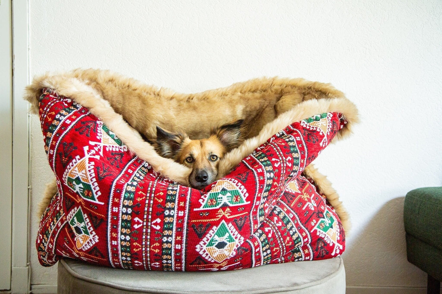 Red kilim - velvet / faux fur snuggle sack