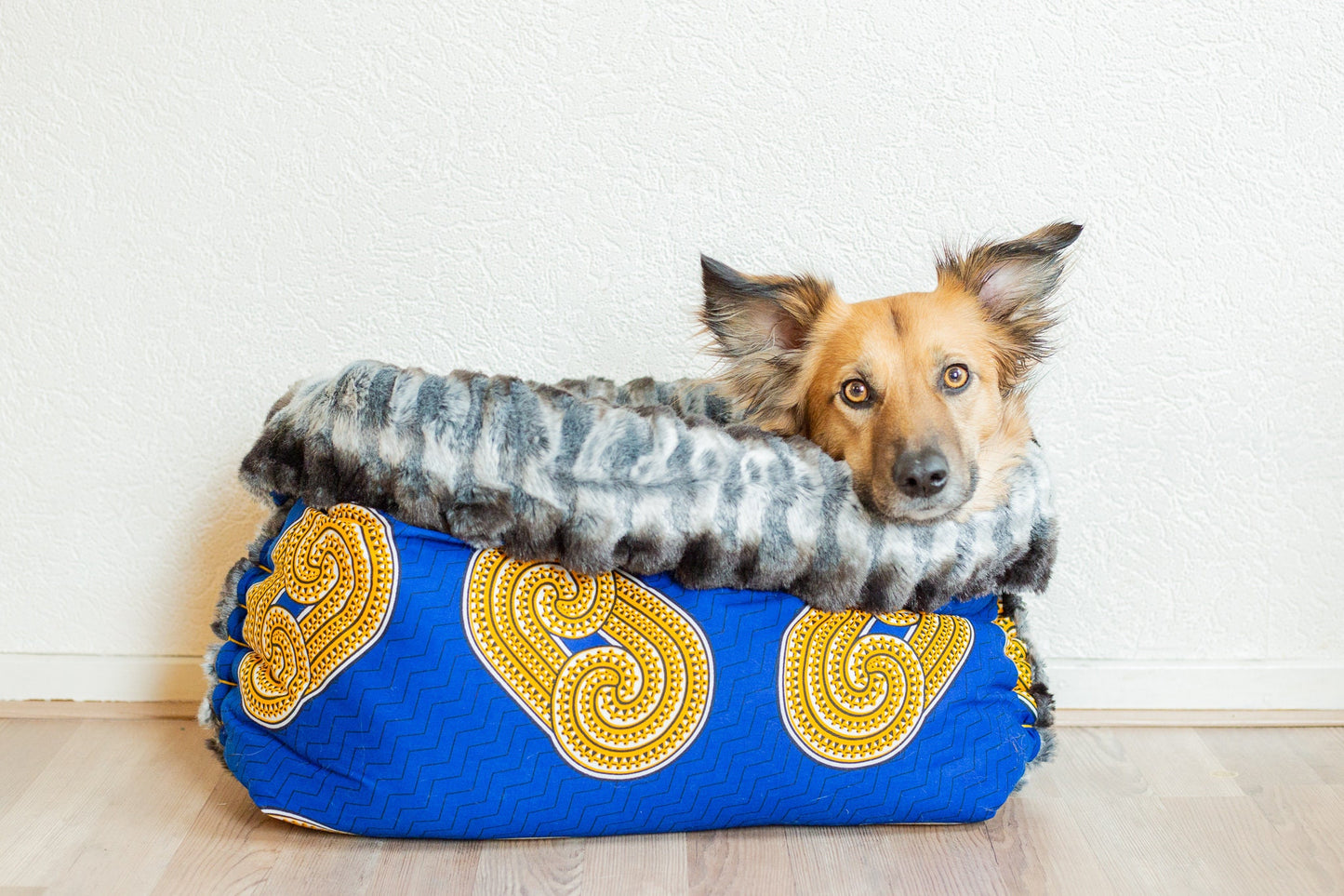 Ghanaian batik waxcotton - faux fur snuggle sack